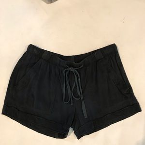 Laju shorts